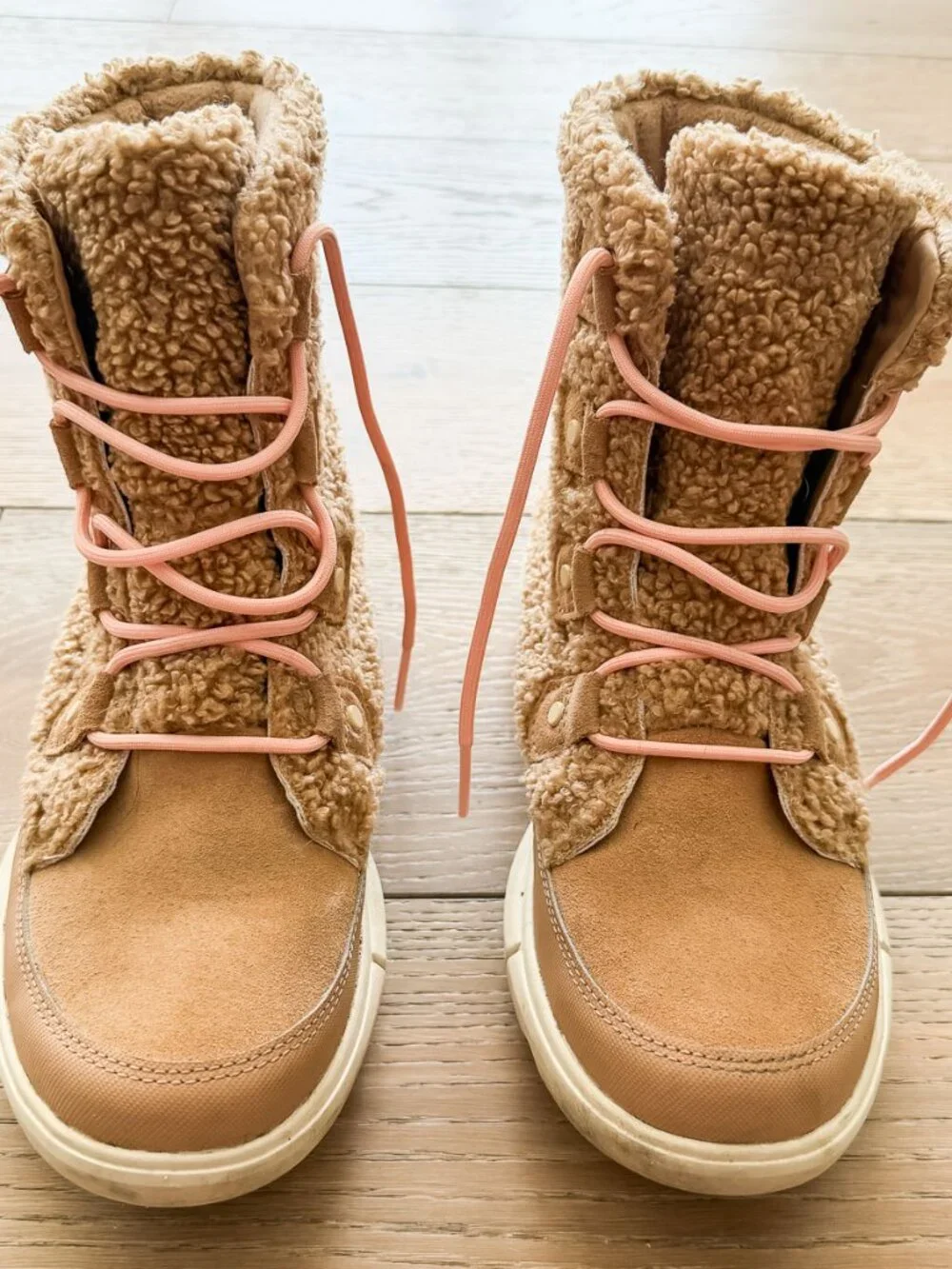 Sorel Explorer II Joan Cozy Boots - Fawn - Size 8.5
